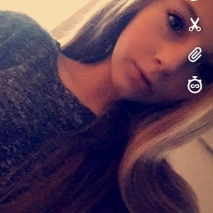 Meet your Posher, Kayla